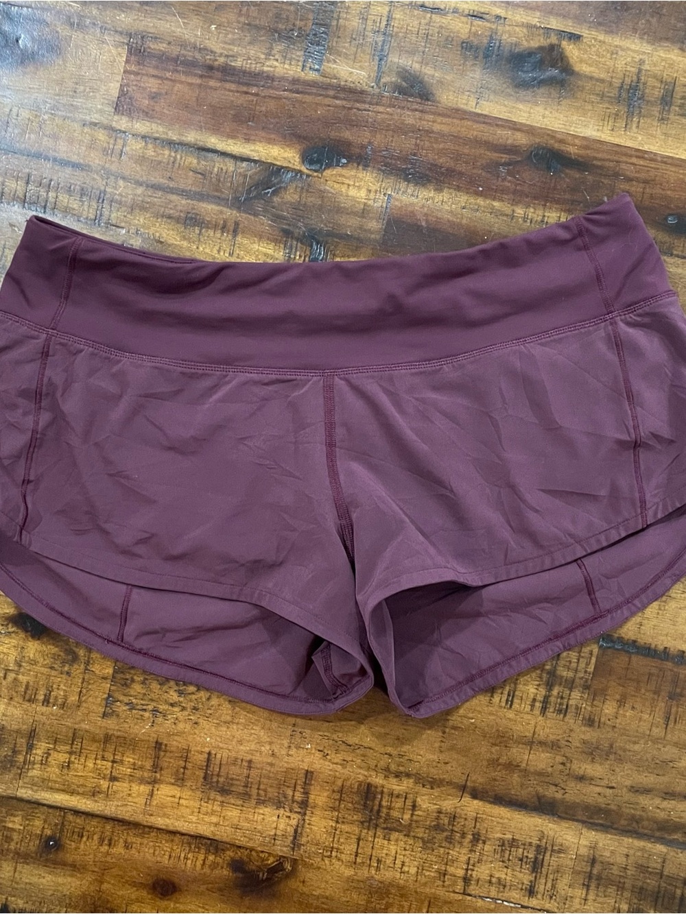 Lululemon Speed Up Shorts 2.5” Cassis Size 6